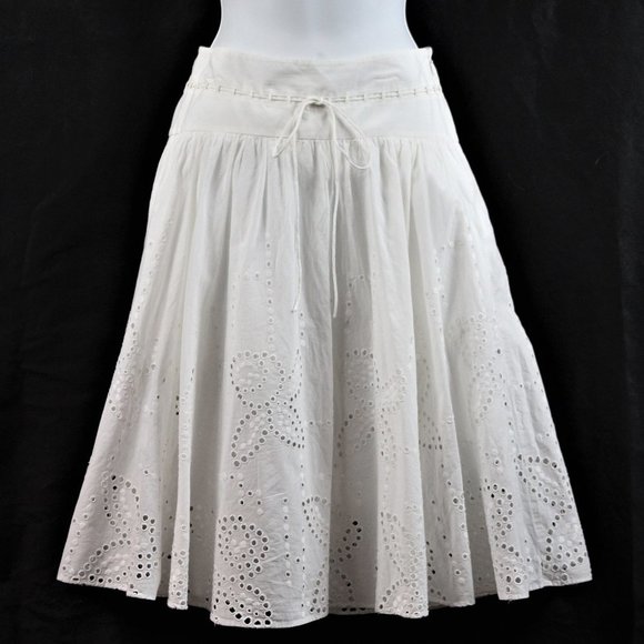 Theory Dresses & Skirts - Theory Eyelet Lace Drop Waist Skirt